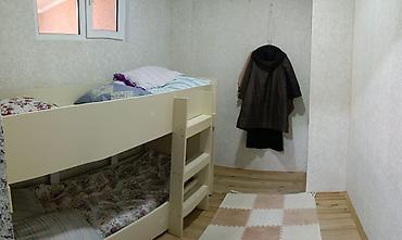 kiraye ev xrdalan: Təcili. Həzi Aslanov metros yaxınlığında iki otaqlı mənzil. Xanım — 4