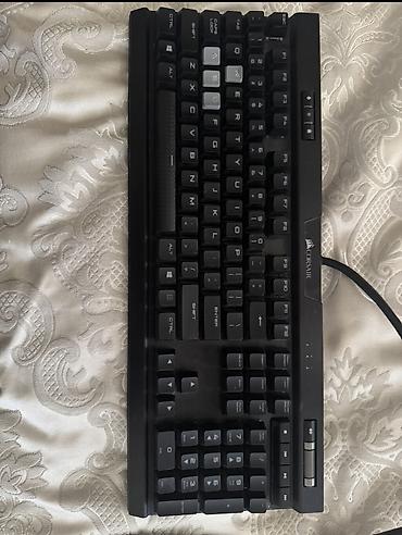 lil solid dual: Corsair K70 MK2 Klaviatura, ela veziyyetde qutusu da ustundedir. Az — 2