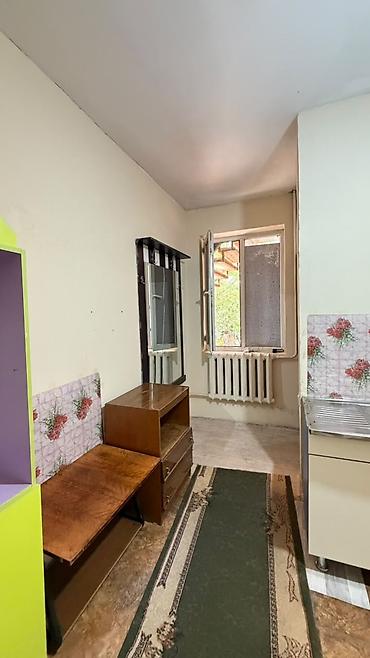 квартиры месяц: 1 комната, Аламединский рынок / базар Собственник, Без подселения, от 3 месяцев, С мебелью частично — 4