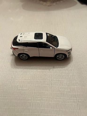 nerf satisi: Metall miniatür sedan avtomobil modeli - Material: metal gövdə — 8