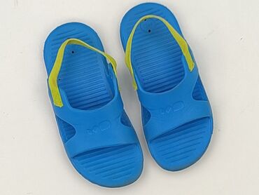 biale buty do czarnych rajstop: Шльопанці Decathlon, 28, Б/в