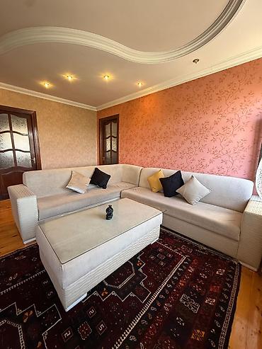 tort sifarişi bakı: Künc divan jurnalnı birlikdə 350 Azn. Açılmır. Ünvan Binəqədi — 1
