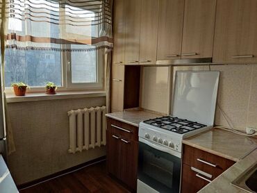 сколько стоит трехкомнатная квартира в бишкеке: 2 комнаты, 45 м², 105 серия, 4 этаж, Косметический ремонт