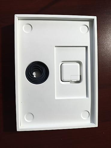 Apple MacBook: Apple MacBook Air 13" (Midnight rəng) M4 (10 növə) 256/16gb 100% pil — 9