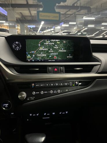 Lexus: Lexus ES: 2020 г. — 21