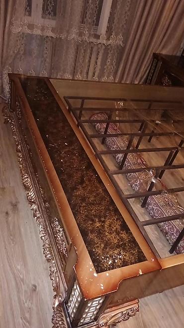 ereb etirleri adlari: Yataq otağı üçün klassik üslubda mebel dəsti. Dəstə böyük sürgülü — 4