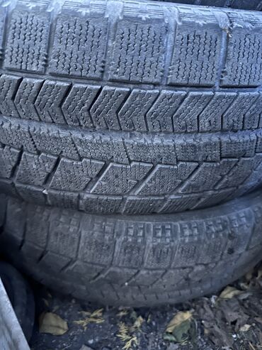 Шины: Шины 225 / 55 / R 17, Зима, Б/у, Пара, Легковые, Япония, Bridgestone