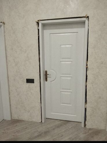 Furnitura və aksessuarlar: İşlənmiş Otaq qapısı Plintus ilə, Zəmanətsiz, Ünvandan götürmə