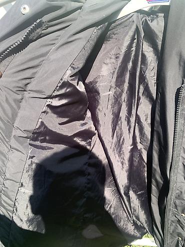 Пуховики и зимние куртки: Черная утепленная парка/пуховик с капюшоном - Цвет: черный, матовый - — 7