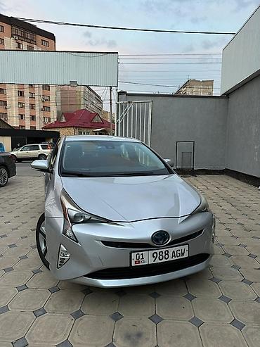 Toyota Prius: 2017 г., 1.8 л, Гибрид, Лифтбек