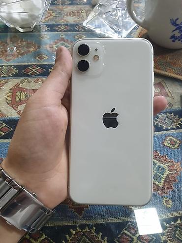 Apple iPhone: IPhone 11, 128 GB, White Titanium, Face ID — 8