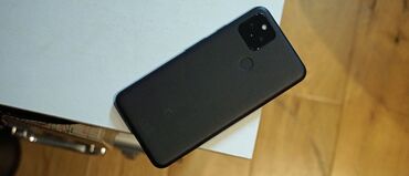 iphone 13 pro в рассрочку: Google Pixel 5, Колдонулган, 128 ГБ, түсү - Кара