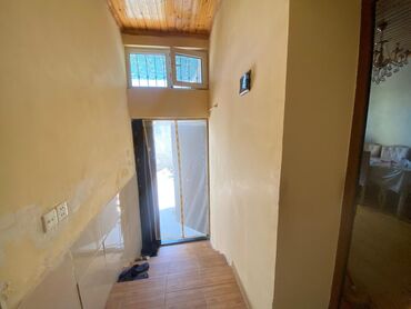 Köhnə tikili: Satılır: Geniş və işıqlı mənzil/interyer - Açıq planlı zal və yemək — 8