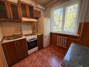 квартиры под ипотеку: 3 комнаты, 58 м², 104 серия, 1 этаж, Косметический ремонт