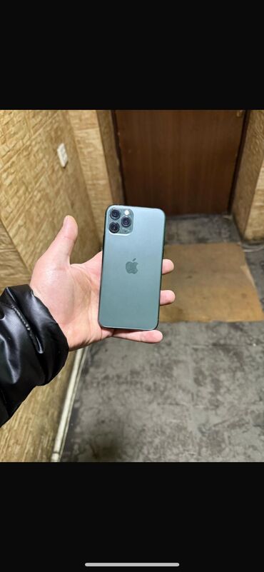 realme c35 qiymeti: IPhone 11 Pro, 256 GB, Face ID