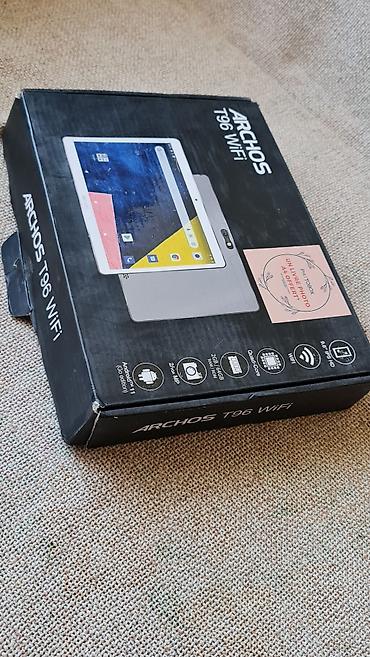 Tableti: ARCHOS T96 WiFi tablet - Ekran: 9.6" IPS HD (navedeno na kutiji: 9.6" — 15