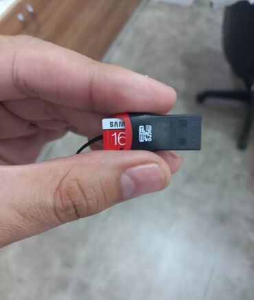 yaddaş kartı 1 tb: 16 GB yaddaş kartı heç istifadə olunmayıb