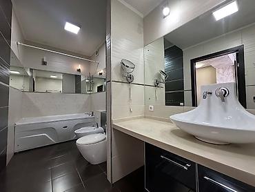 Долгосрочная аренда квартир: 4 комнаты, Без подселения, С мебелью полностью — 16