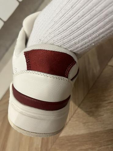 Кроссовки и спортивная обувь: Кроссовки Lining в ретро стиле (common 80s) Состояние хорошее — 4