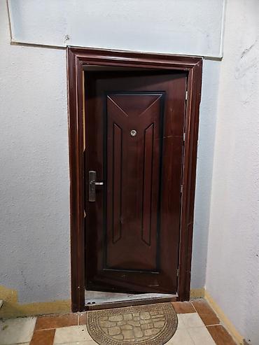 Mənzil üçün İşlənmiş Giriş qapısı Glazok ilə, Zəmanətsiz, Ünvandan götürmə lalafo.az -da Mənzil üçün İşlənmiş Giriş qapısı Glazok ilə, Zəmanətsiz, Ünvandan götürmə