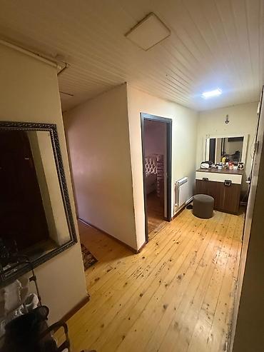 Mənzil kirayələyirəm: Mənzilin təsviri 67000 min SATILIR - Geniş, işıqlı zal: L formalı — 5