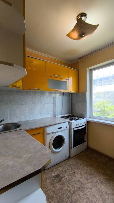 Продажа квартир: 2 комнаты, 39 м², 104 серия, 4 этаж, Старый ремонт