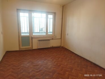 квартиры в г балыкчы: 3 комнаты, 105 м², 105 серия, 1 этаж, Старый ремонт