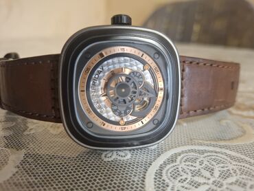 irsad telecom is saatlari: Qol saatı, Sevenfriday, rəng - Qəhvəyi