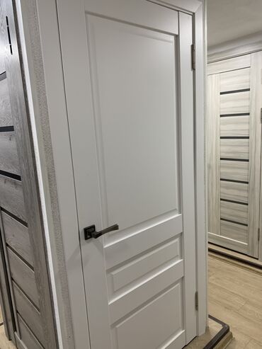 Межкомнатные двери: Акция Если берете без ручек и шарниров цена 4000 Двери начинаются — 18