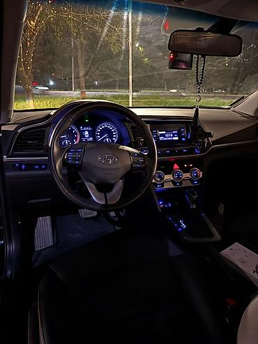 Hyundai: Hyundai Avante: 2019 г., 1.6 л, Автомат, Газ, Седан — 2