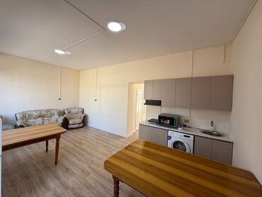 аренда помещение каракол: 150 м², 3 комнаты, Утепленный, Бронированные двери, Парковка