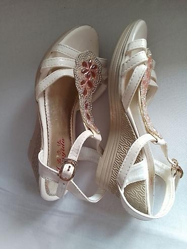 Босоножки, сандалии, шлепанцы: Босоножки новые — 3