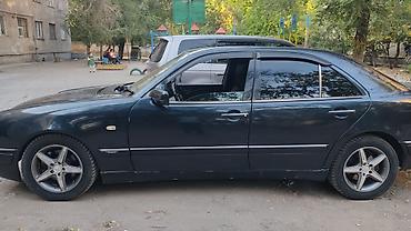 x class: Mercedes-Benz E-Class: 1997 г., 3.2 л, Автомат, Бензин, Седан — 4