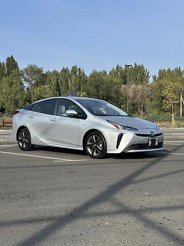 Унаа сатуу: Toyota Prius: 2018 г., 1.8 л, Вариатор, Гибрид, Лифтбек — 6