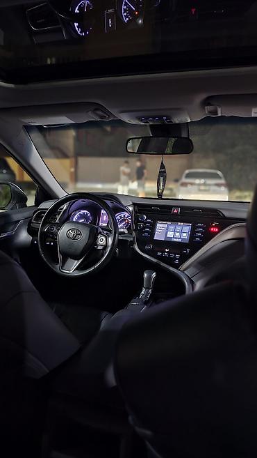 byd e2 2025: Toyota Camry: 2018 г., 2.5 л, Автомат, Бензин, Седан — 9