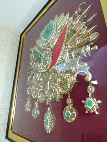 Şəkillər, tablolar: Osmanlı Tuğrası Bakıda. qızılı və gümüşü rənglərdə hazırlamışam. İdeal — 8