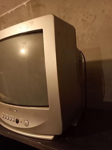 igrice od 1 do 103: Samsung CRT televizor (katodna cev) - Dijagonala ekrana: približno — 3