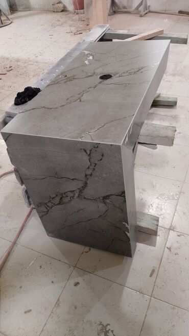 Hamam üçün aksessuarlar: Mərmər effektli konsol-lavabo modulu - Material: Parlaq səthli — 27