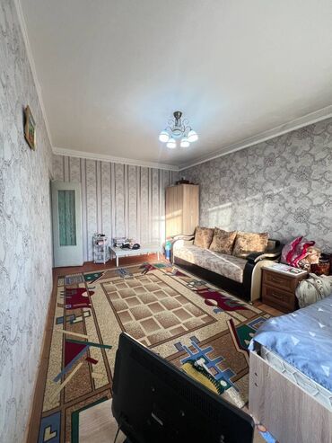 квартира за 30000 долларов: 1 бөлмө, 34 кв. м, 105-серия, 3 кабат, Эски ремонт