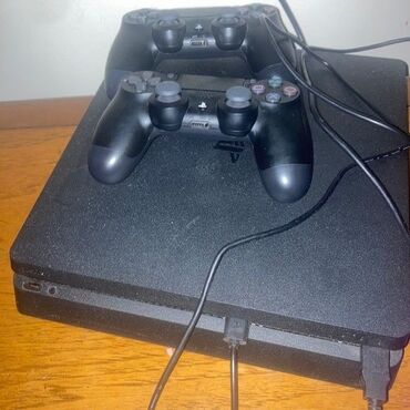 playstation 5 slim цена в бишкеке: Игровая приставка Sony PlayStation 4 Slim (чёрная) Комплектация по