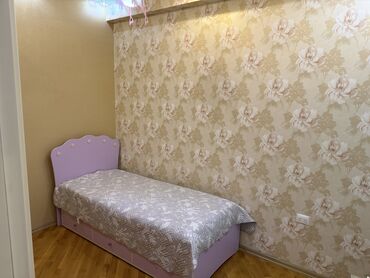 Uzunmüddətli kirayə mənzillər: Varovski qəsəbəsində,Rövşən Hüseynov 32a küçəsində,Daxili Qoşunların — 16