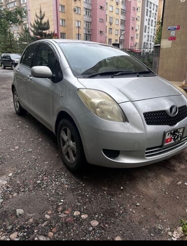 купить спортивную машину: Toyota Vitz: 2005 г., 1 л, Вариатор, Бензин
