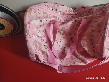 Məktəb çantaları: Çanta💗🎀 İşlədilmiş ama tərtəmiz və təptəzə kimi görünən uşaq idman lalafo.az -da Məktəb çantaları: Çanta💗🎀 İşlədilmiş ama tərtəmiz və təptəzə kimi görünən uşaq idman