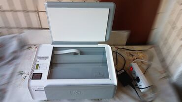 Принтеры: Продаю принтер МФУ струйный HP c4283