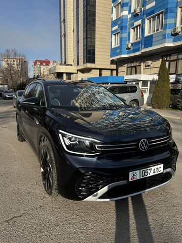 Volkswagen: VW ID6 Prime максимальная комплектация 2022 год Пробег 7 тыс Цена