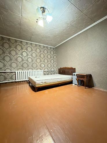 Продажа коттеджей и домов: Кирпичный дом в Новопокровке. - Планировка: 5 комнат, общая площадь — 7