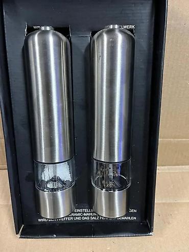 Ostali kuhinjski aparati: Električne mlinice za so i biber – set od 2 komada - Kućište od — 4