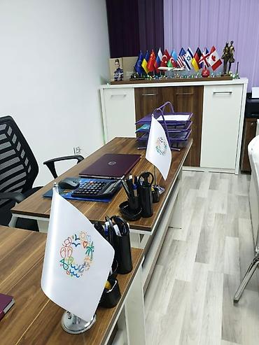 Kommersiya daşınmaz əmlakı: Altes Plazada 1 otaqlı ofis (35 kv.m) icarəyə verilir. Ofis təmirlidir — 3