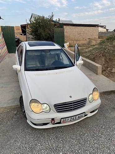 Mercedes-Benz C-Class: 2004 г., 2.3 л, Автомат, Бензин, Седан