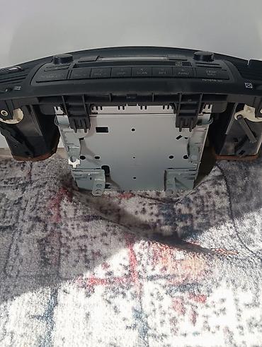 Магнитолы: Штатная магнитола Toyota с блоком управления климатом/аудио и — 4